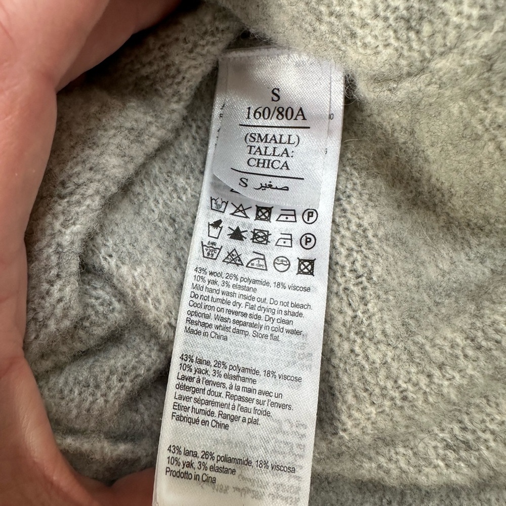 AllSaints Gray Wool Yak Blend Cropped Turtleneck Sweater Small Soft Knit - Picture 3 of 5